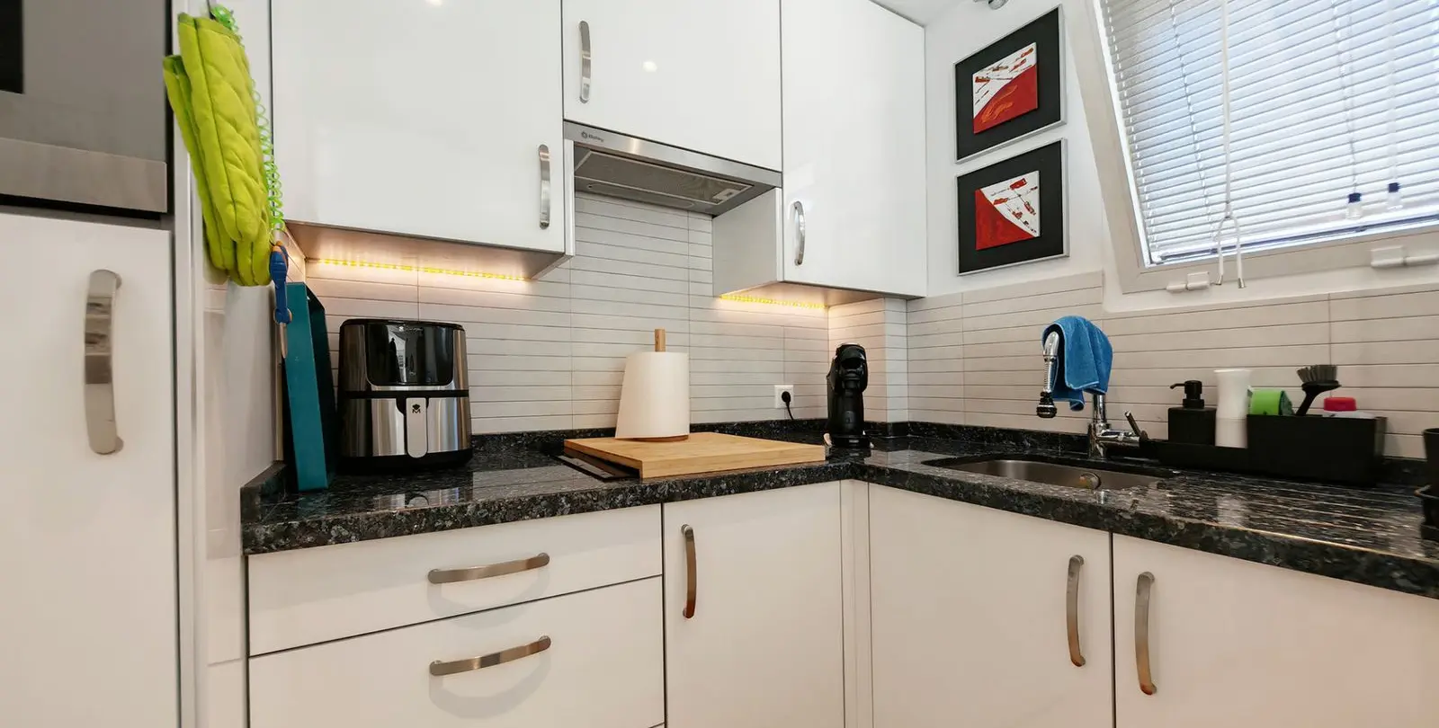 Sale of penthouse duplex in Costabella 5