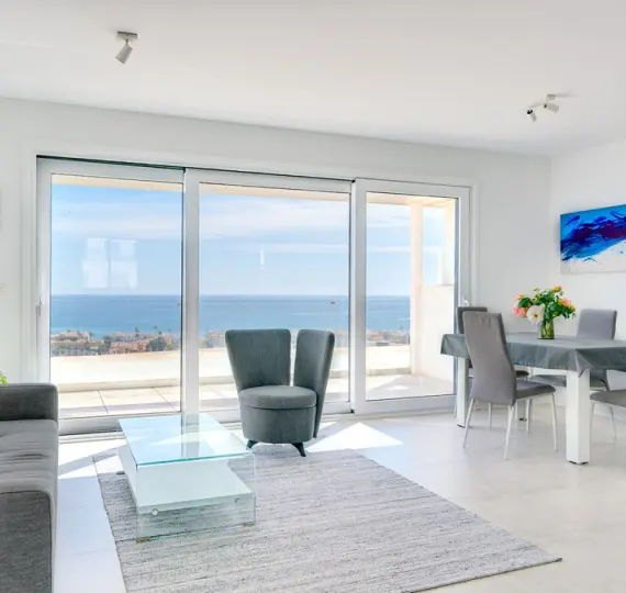 Sale of penthouse in Casares Playa