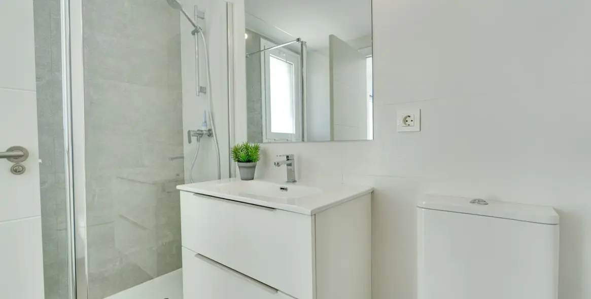 Sale of penthouse in Casares Playa 12