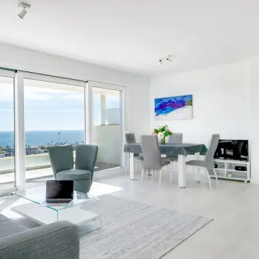 Sale of penthouse in Casares Playa