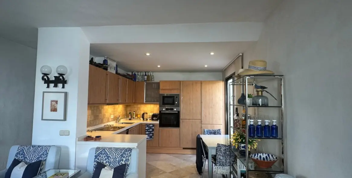 Sale of townhouse in Estepona 13