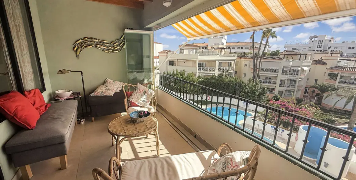 Sale of penthouse in Nerja 1