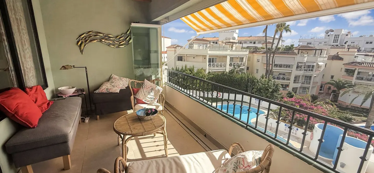 Sale of penthouse in Nerja 0