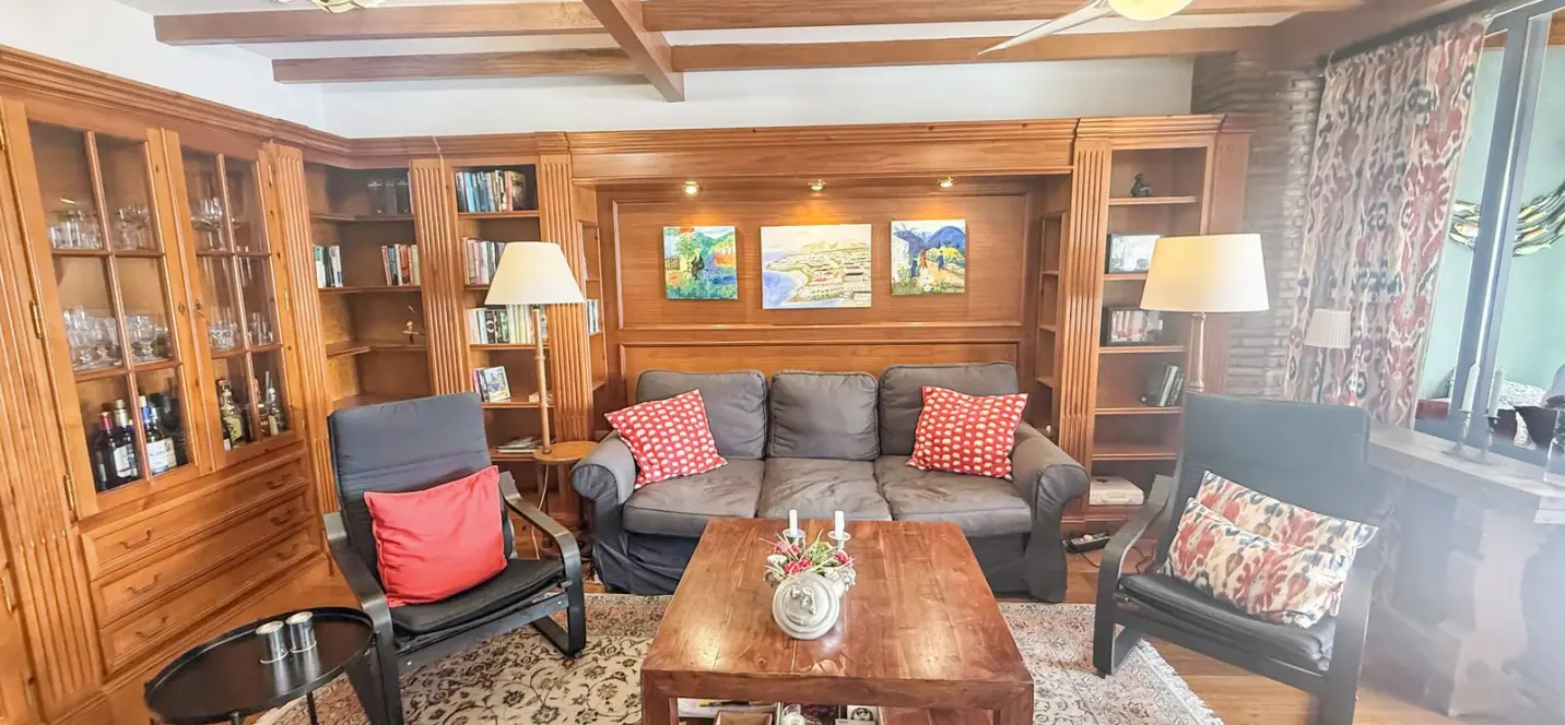 Sale of penthouse in Nerja 4