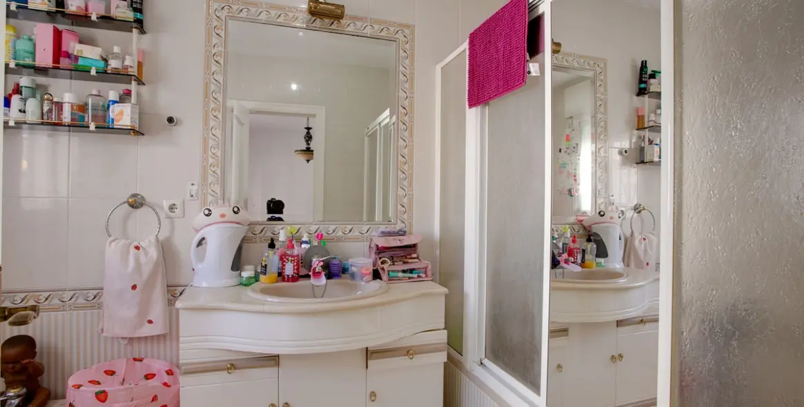 Sale of townhouse in Estepona 4