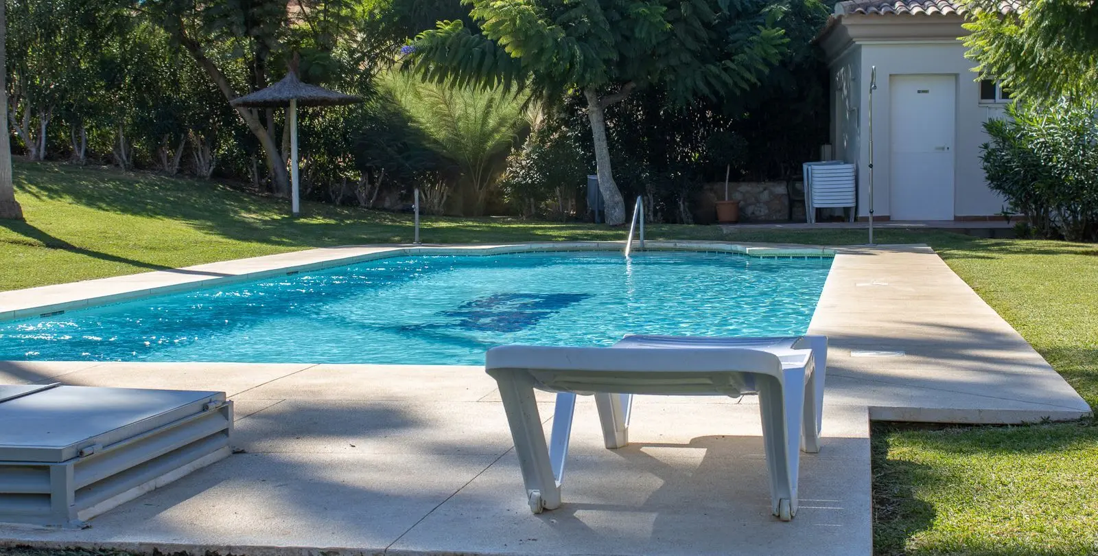Sale of middle floor apartment in La Cala de Mijas 25