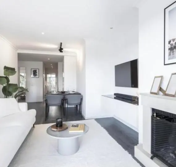 Продажа апартаментов на среднем этаже в Nueva Andalucía