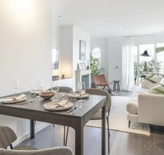 Продажа апартаментов на среднем этаже в Nueva Andalucía