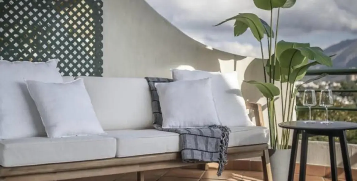 Продажа апартаментов на среднем этаже в Nueva Andalucía 10