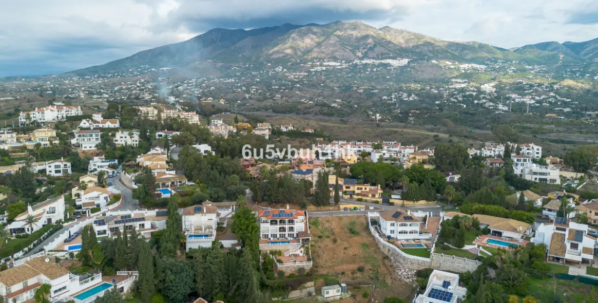 Продажа  жилого участка в Campo Mijas 13