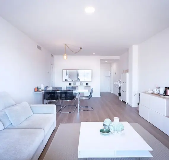 Продажа апартаментов на среднем этаже в Nueva Andalucía