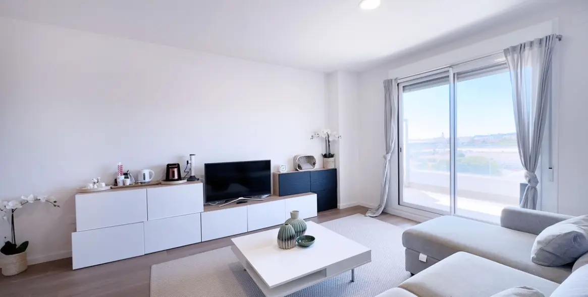 Продажа апартаментов на среднем этаже в Nueva Andalucía 3