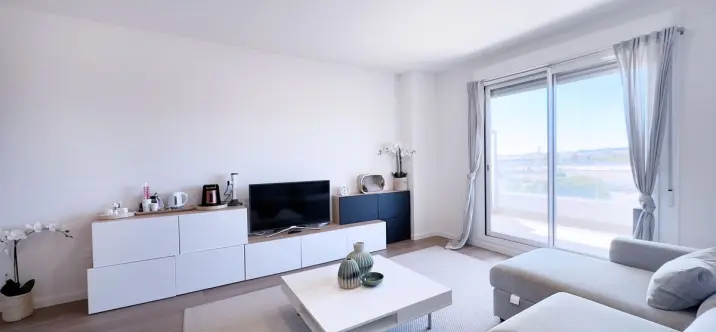 Продажа апартаментов на среднем этаже в Nueva Andalucía 2