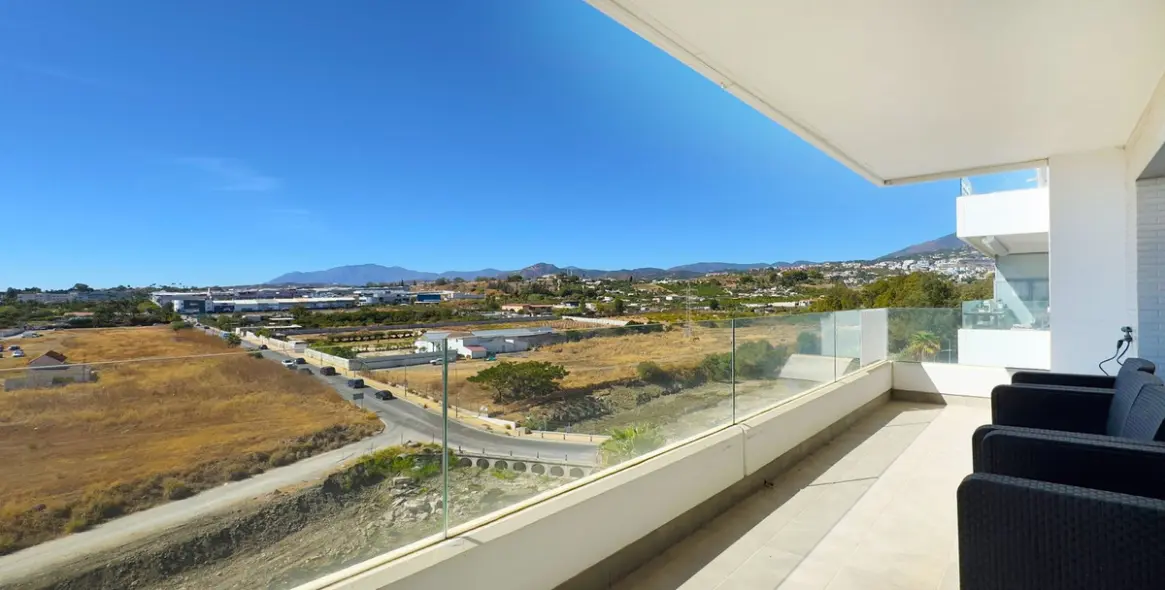 Продажа апартаментов на среднем этаже в Nueva Andalucía 9