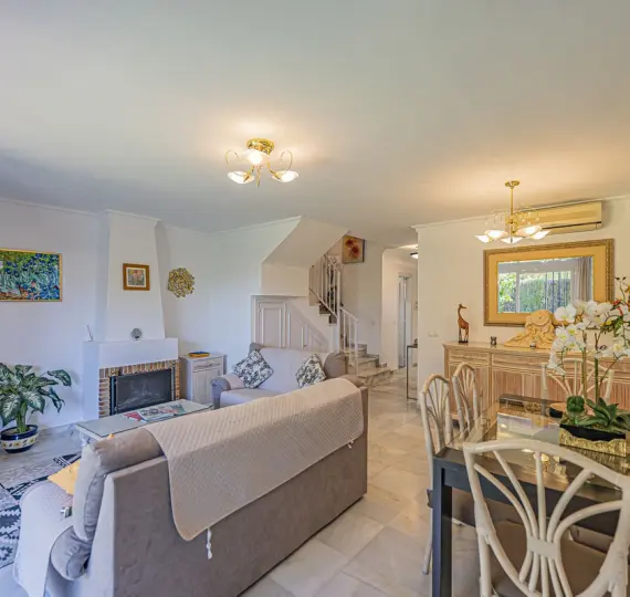 Sale of townhouse in Atalaya