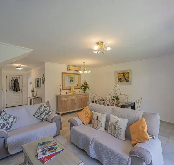 Sale of townhouse in Atalaya