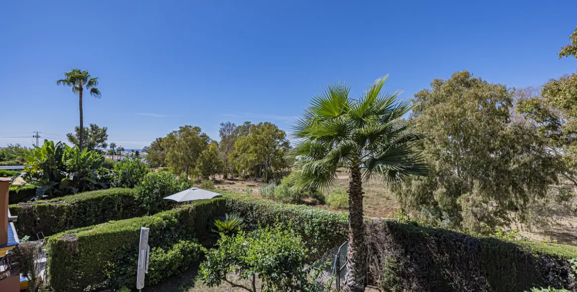 Sale of townhouse in Atalaya 14