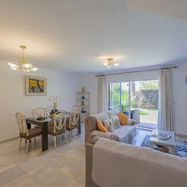 Venta de adosado en Atalaya