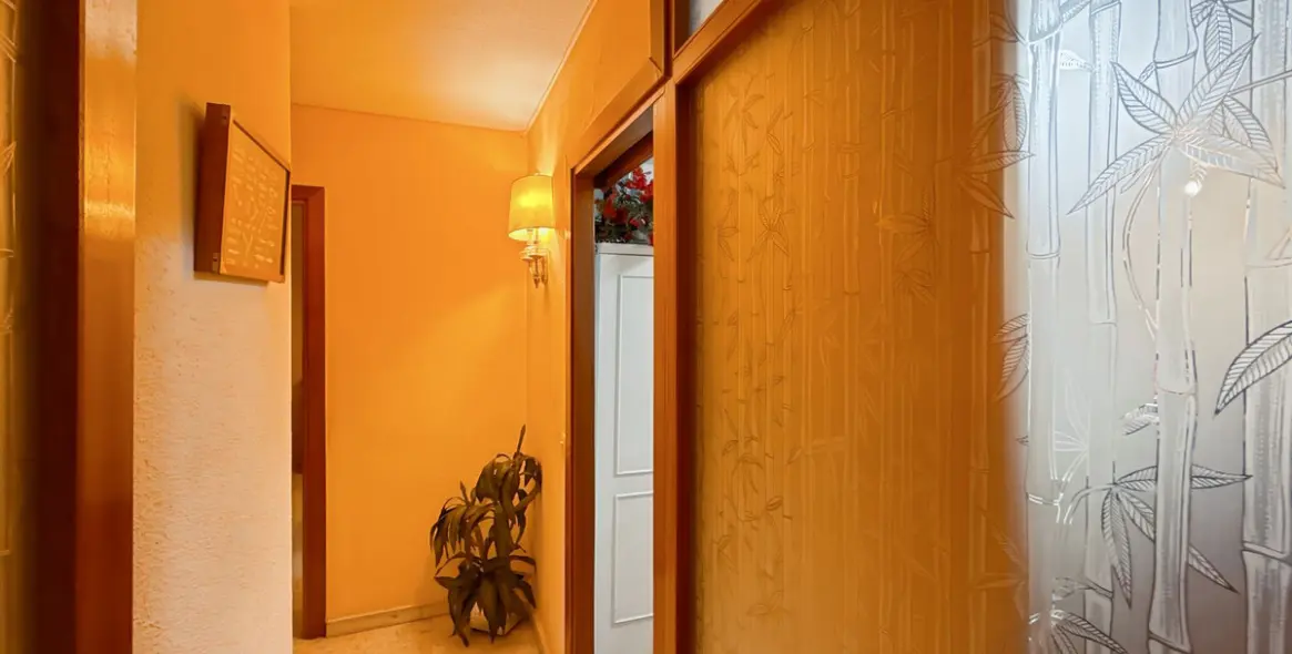 Продажа апартаментов на среднем этаже в Perchel Sur 6