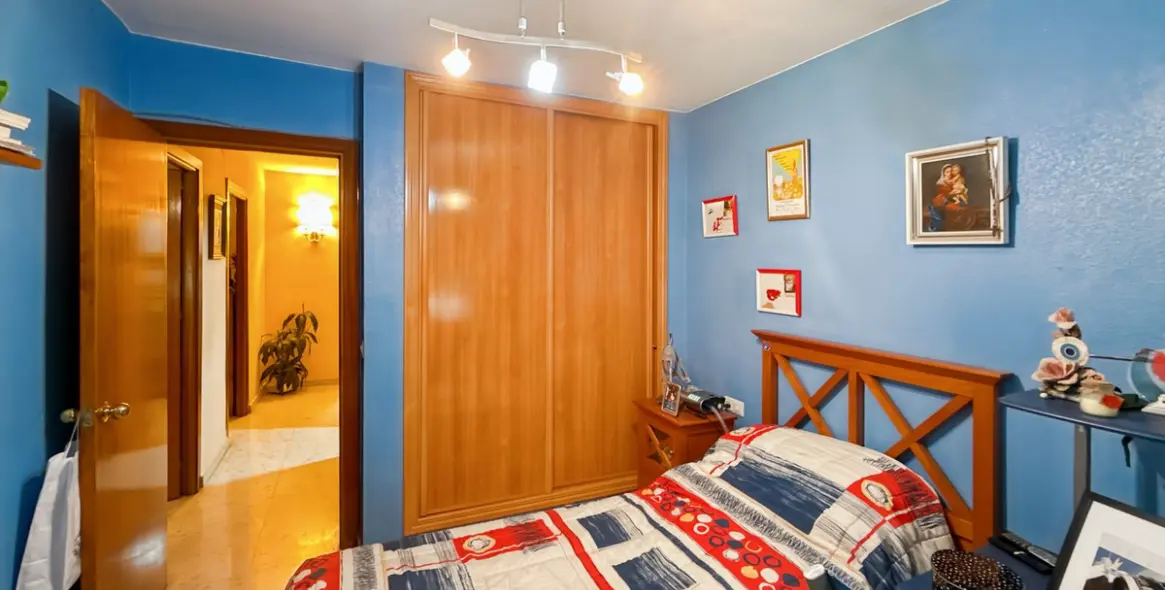 Продажа апартаментов на среднем этаже в Perchel Sur 11