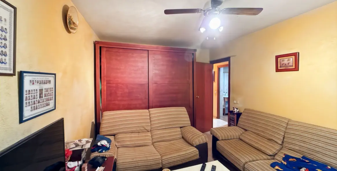 Продажа апартаментов на среднем этаже в Perchel Sur 13