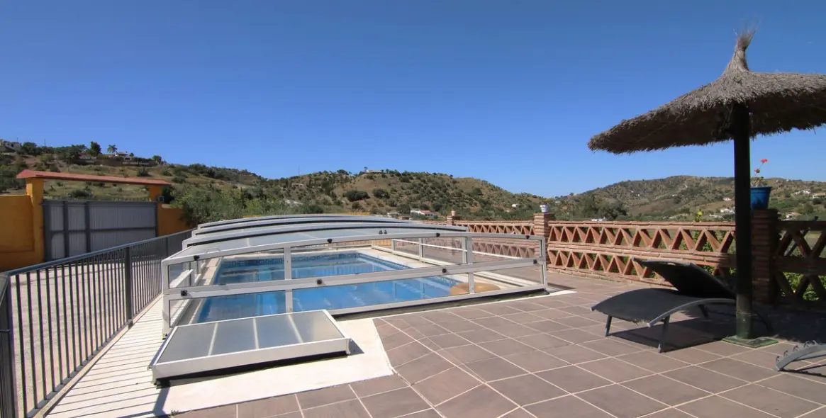 Sale of finca - cortijo in Monda 1