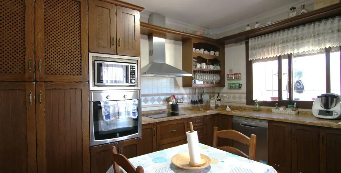 Sale of finca - cortijo in Monda 8