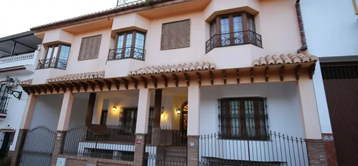 Sale of detached villa in Benamargosa 0