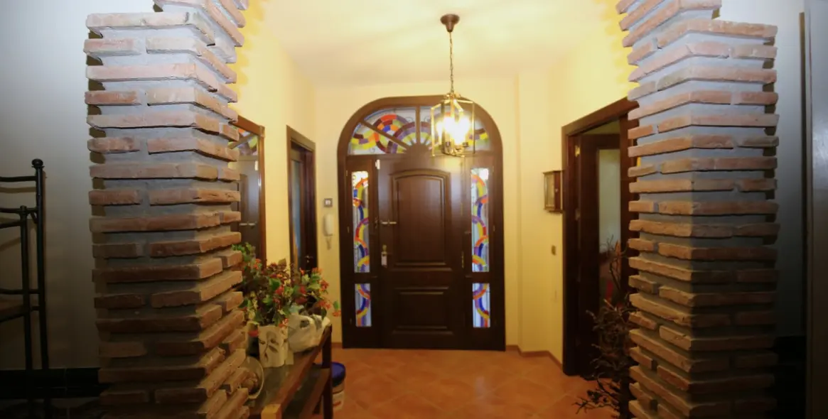 Venta de villa independiente en Benamargosa 3