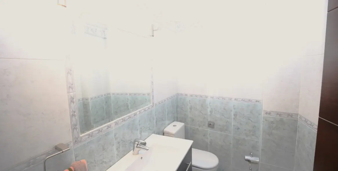 Venta de villa independiente en Benamargosa 8