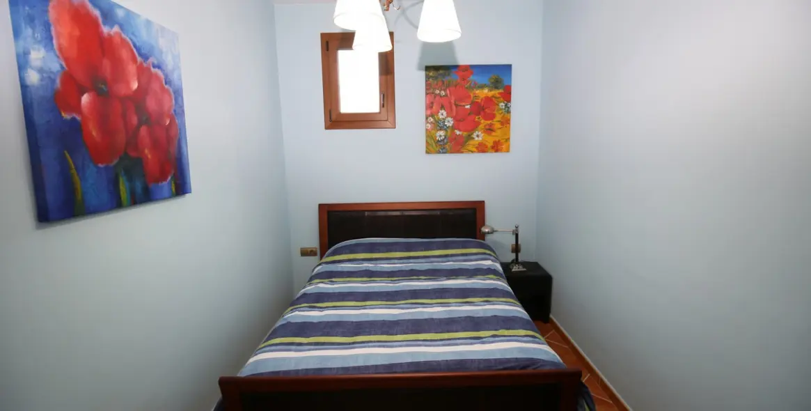 Venta de villa independiente en Benamargosa 13