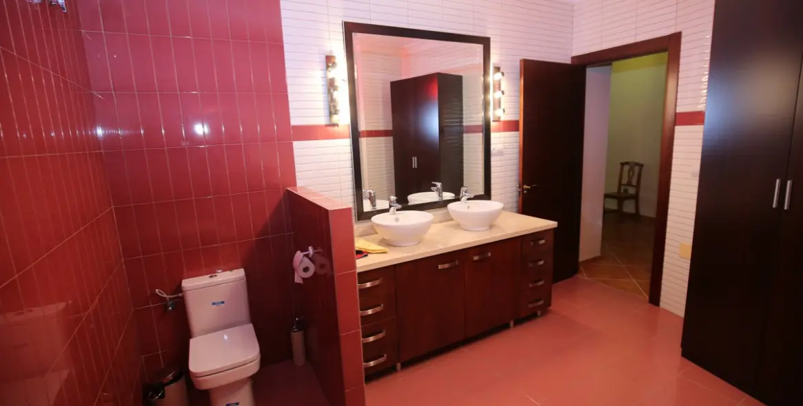 Venta de villa independiente en Benamargosa 15