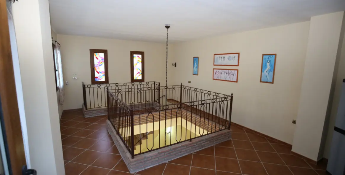 Venta de villa independiente en Benamargosa 19