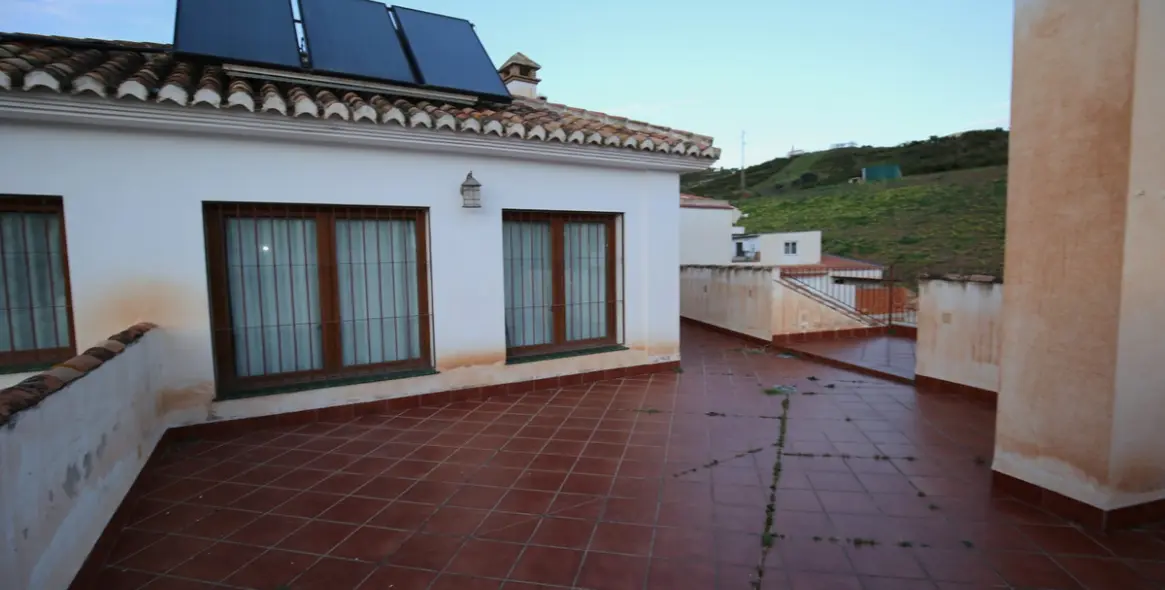 Sale of detached villa in Benamargosa 21
