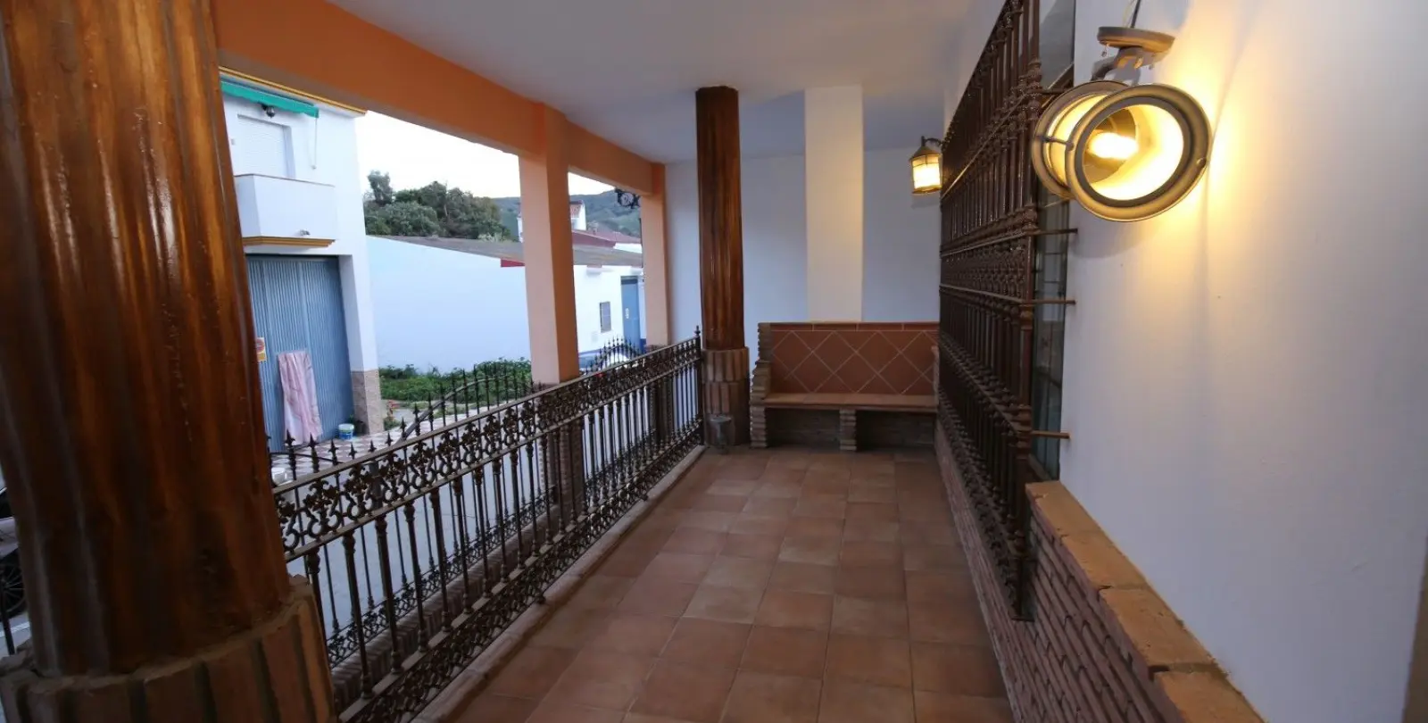 Sale of detached villa in Benamargosa 17
