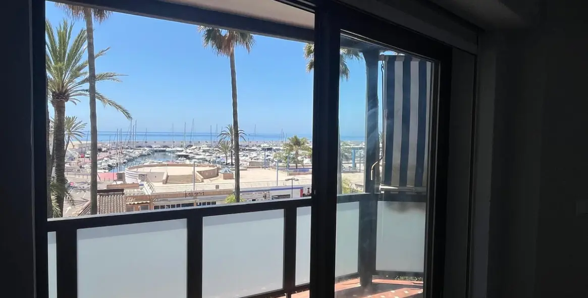 Продажа апартаментов на среднем этаже в Marbella 1