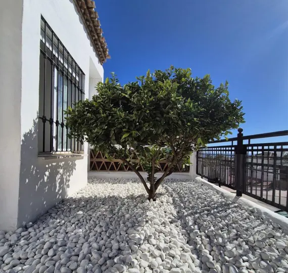 Продажа апартаментов на первом этаже в Benalmadena