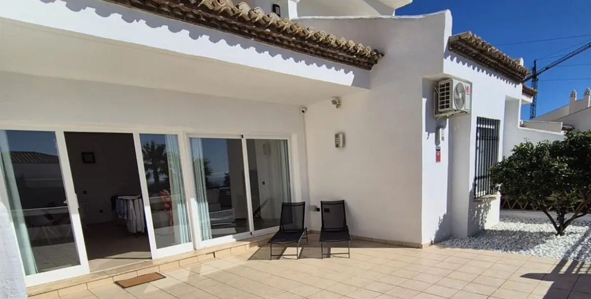 Продажа апартаментов на первом этаже в Benalmadena 4