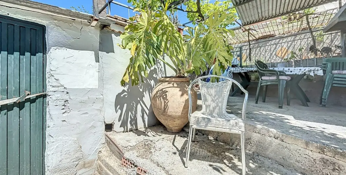 Sale of detached villa in Cómpeta 34