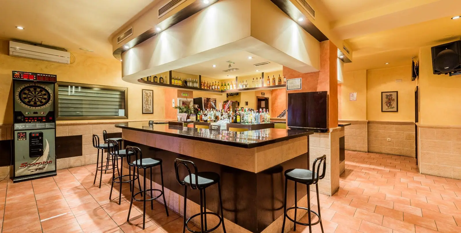Sale of business in Fuengirola 1