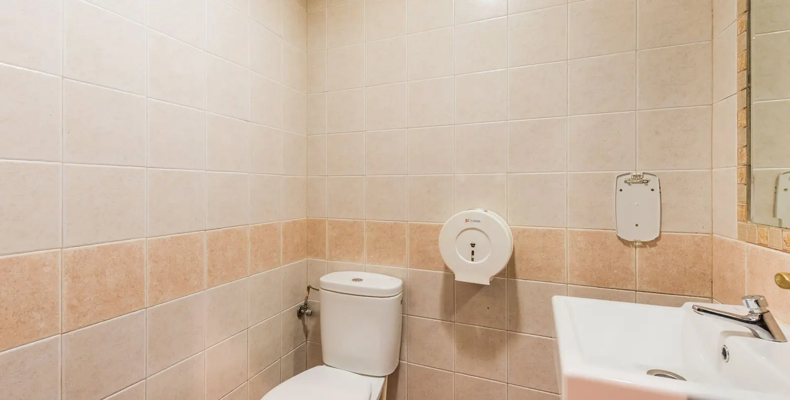Sale of business in Fuengirola 6