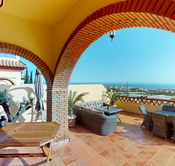 Sale of semi-detached house in Torrox