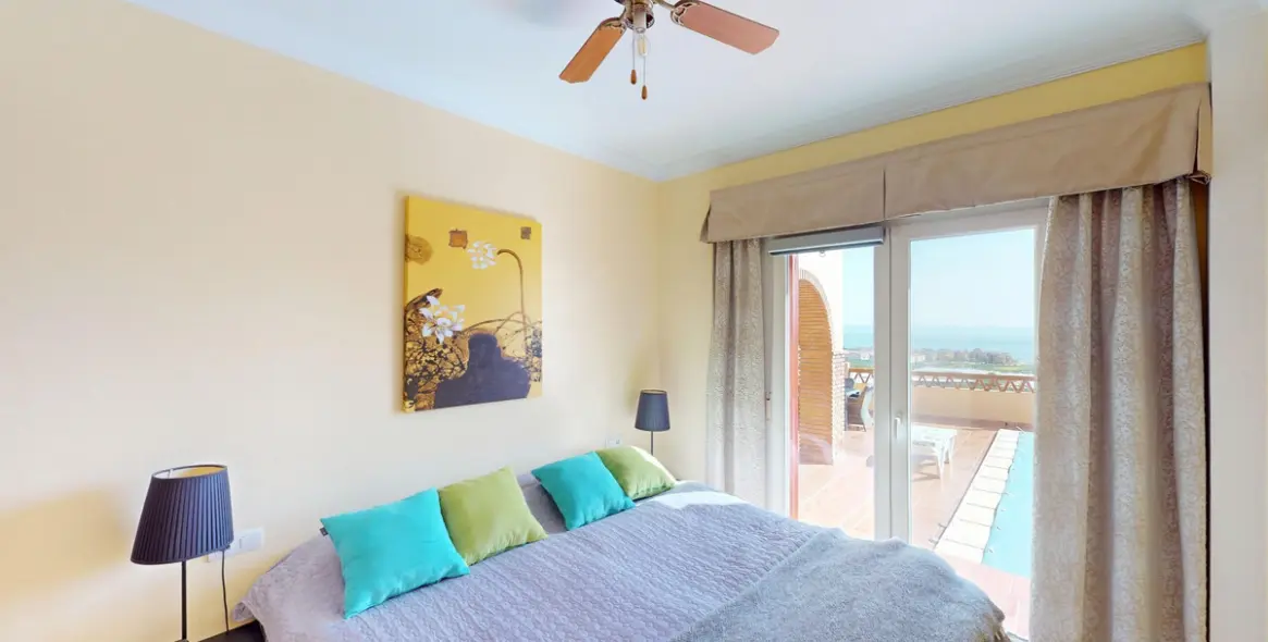 Sale of semi-detached house in Torrox 16