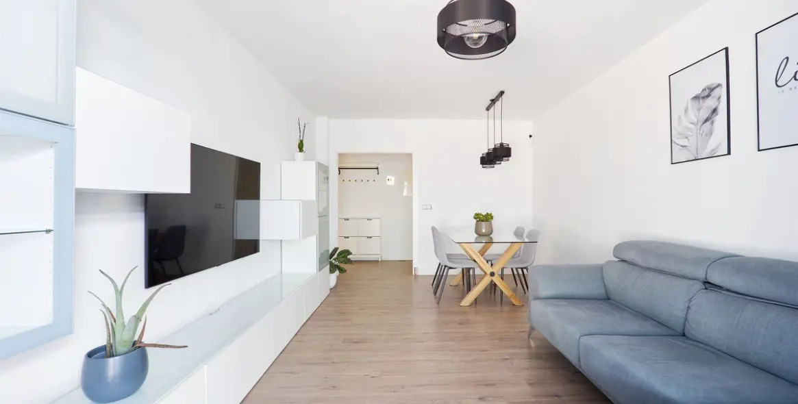 Sale of ground floor apartment in San Luis de Sabinillas 27
