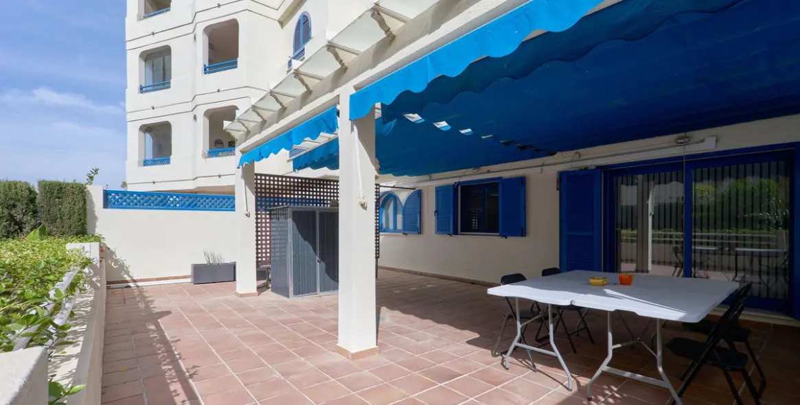 Sale of ground floor apartment in San Luis de Sabinillas 33