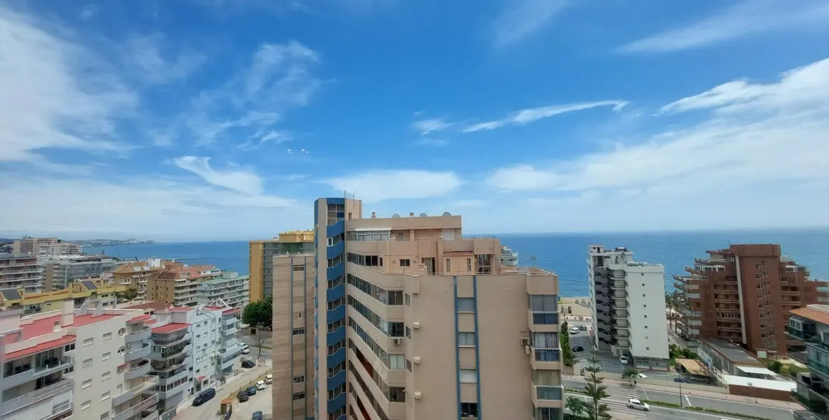 Sale of penthouse in Torreblanca 15