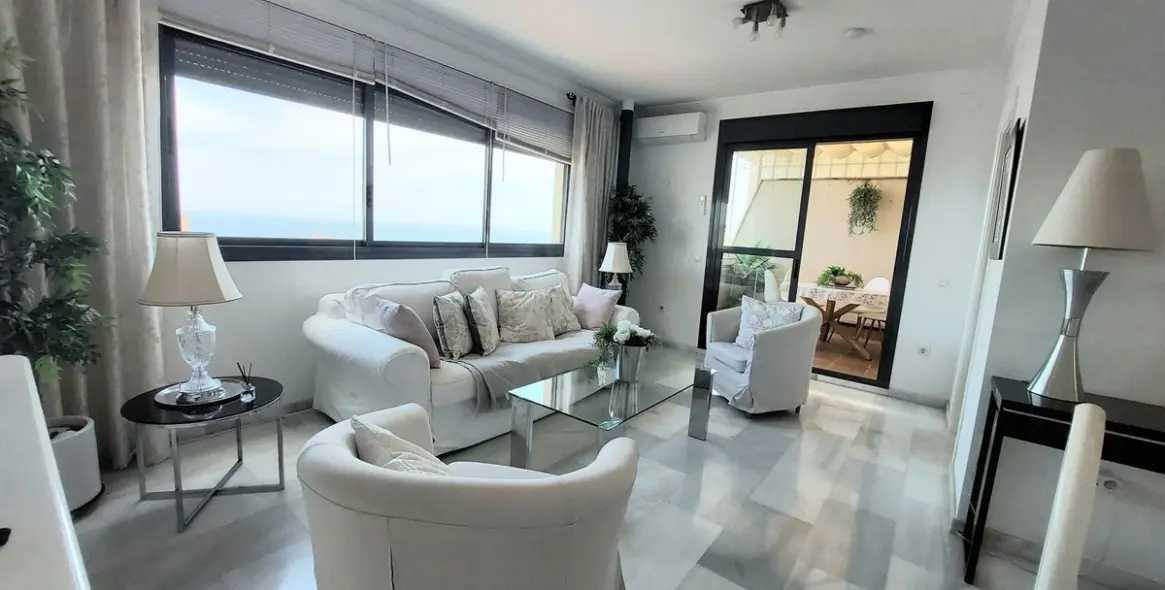 Sale of penthouse in Torreblanca 17
