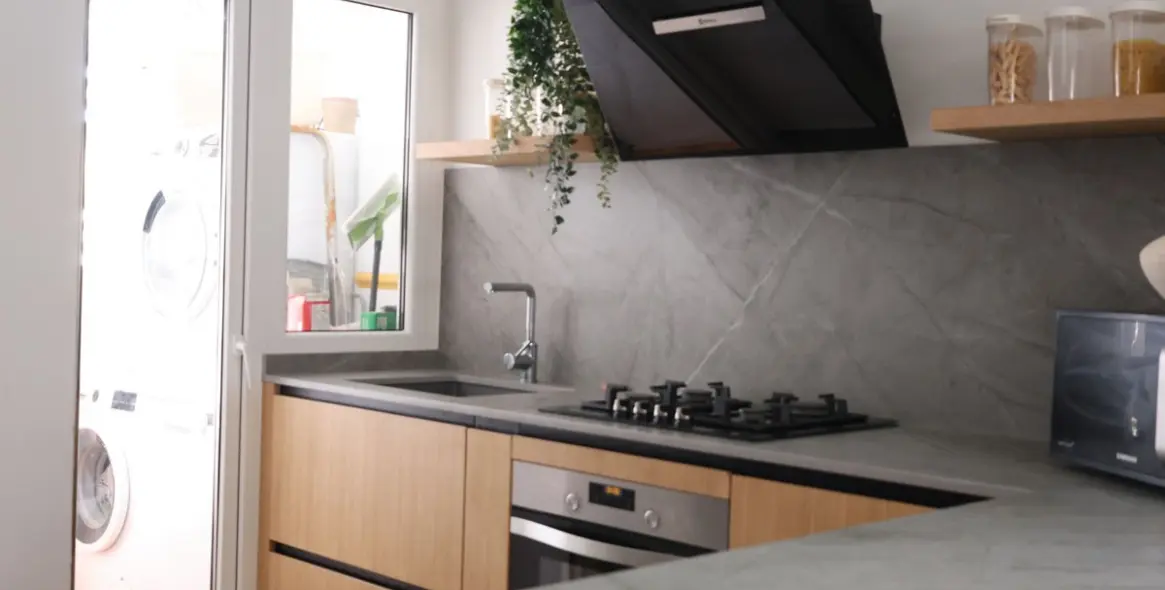 Sale of penthouse in Calahonda 7