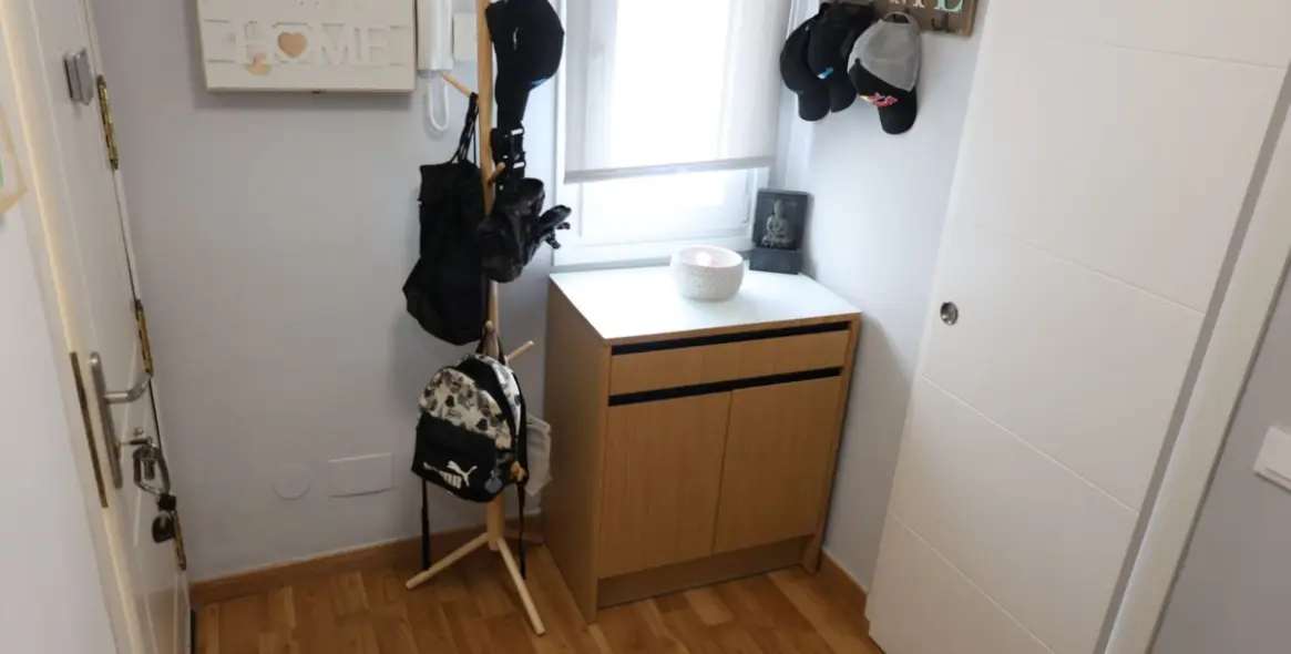 Sale of penthouse in Calahonda 17