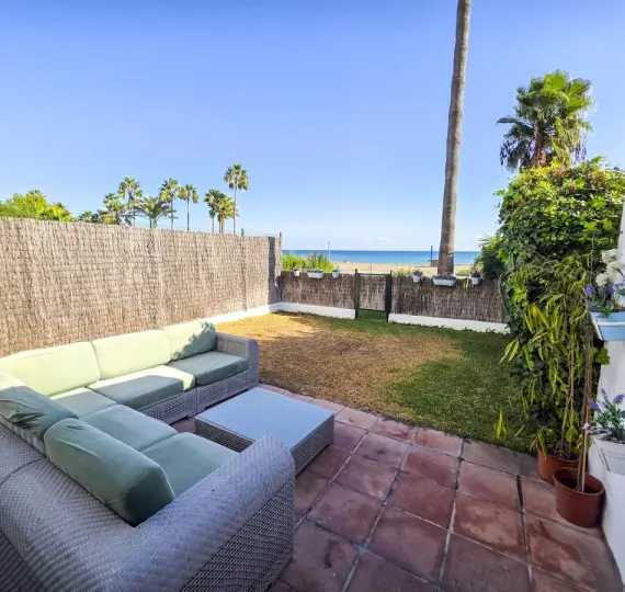 Sale of ground floor apartment in Casares Playa